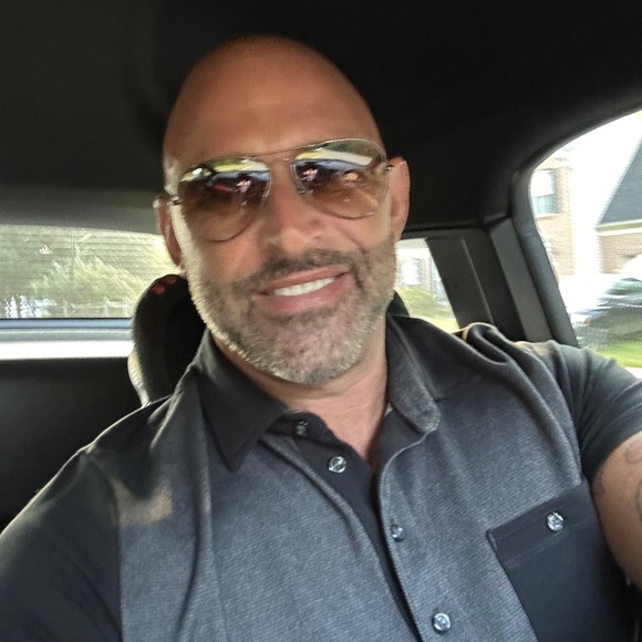 Meet your Posher, Paul - Picture 1 of 1